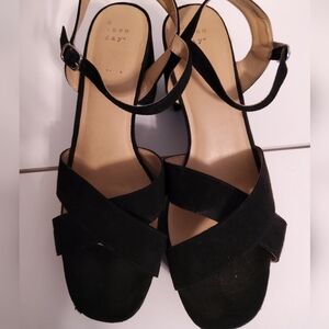 A New Day Black Strappy Sandals 10